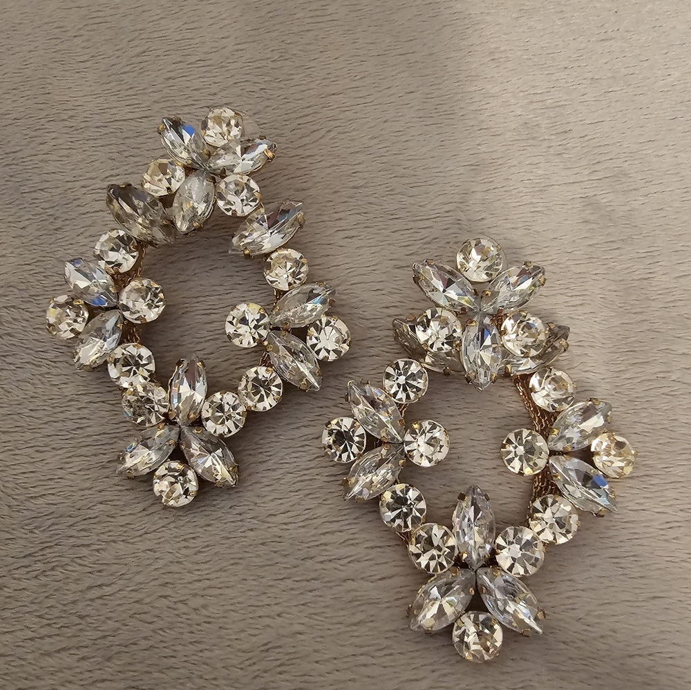 Stunning Rhinestone Earrings